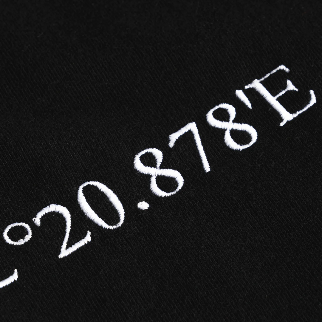 Personalisierter Sweater Bestickt "Koordinaten"