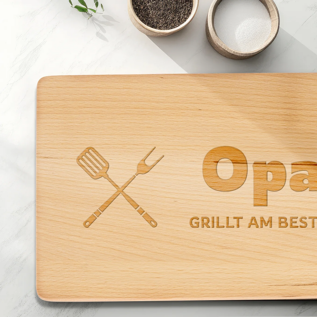 Personalisiertes Schneidebrett "Papa Grillt am besten"