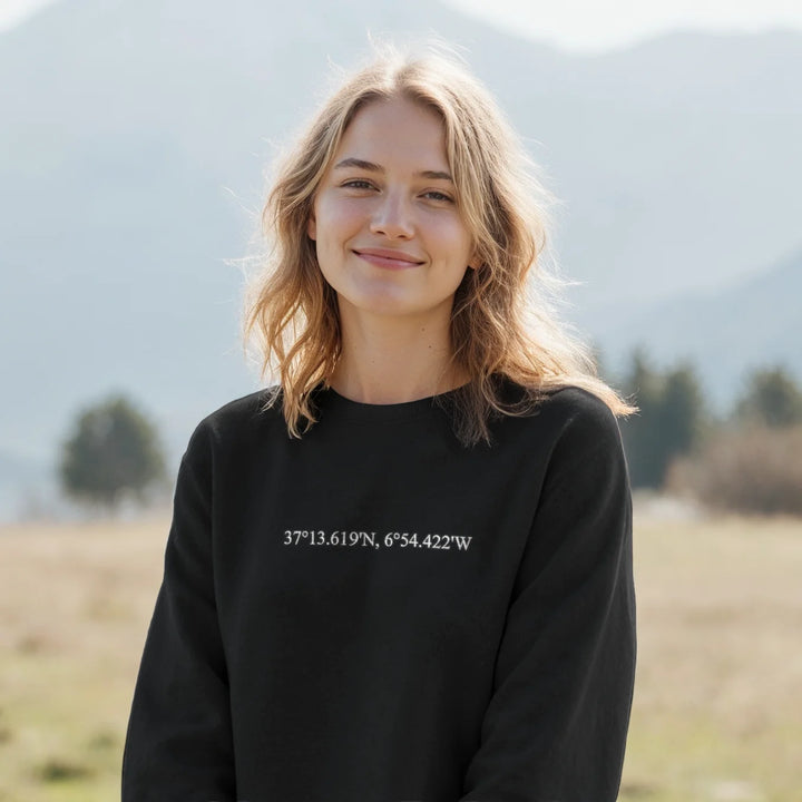 Personalisierter Sweater Bestickt "Koordinaten"