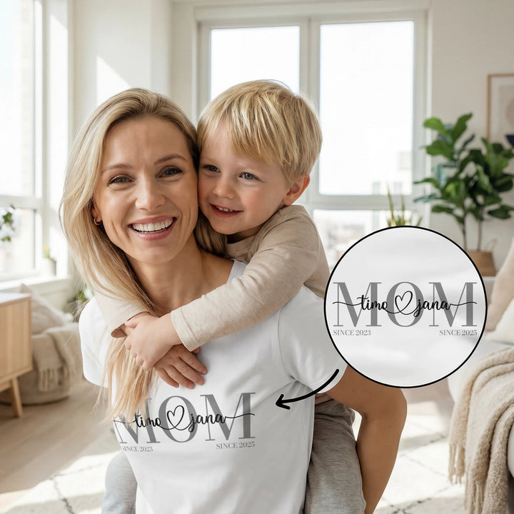 Personalisiertes T-Shirt "Mom"