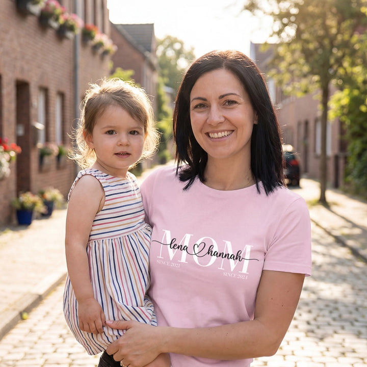 Personalisiertes T-Shirt "Mom"