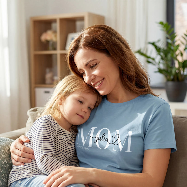 Personalisiertes T-Shirt "Mom"