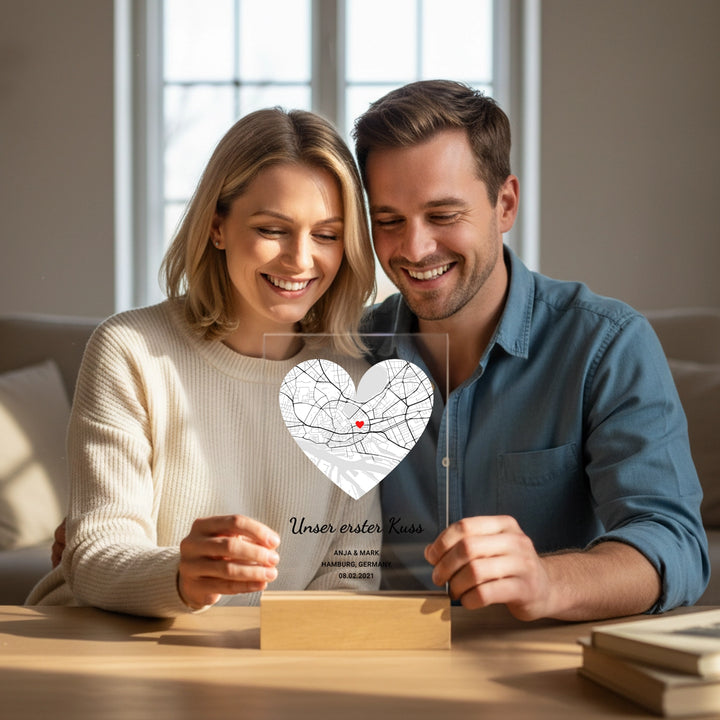Personalisierte Acryltafel - "Herzkarte"