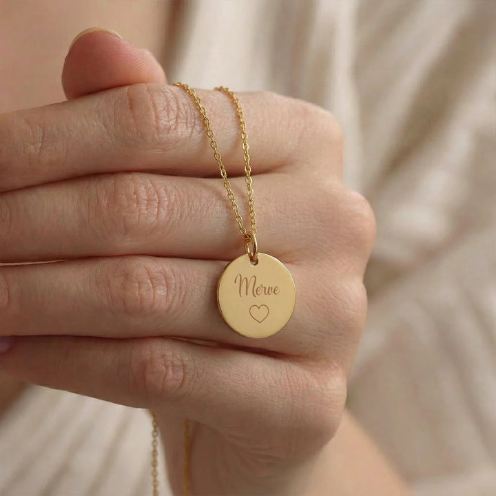 Personalisierte Halskette "Mama mit Namen"