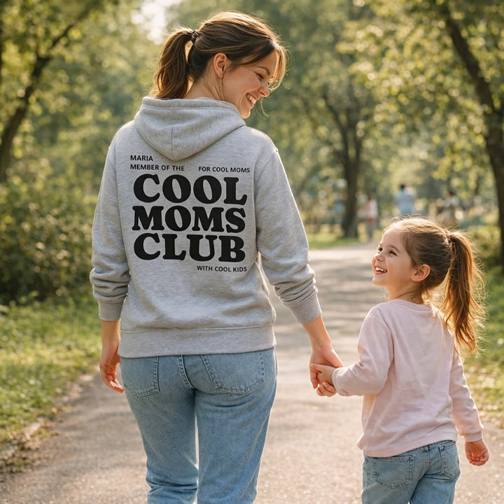 Personalisierter Hoodie "Cool Moms Club"