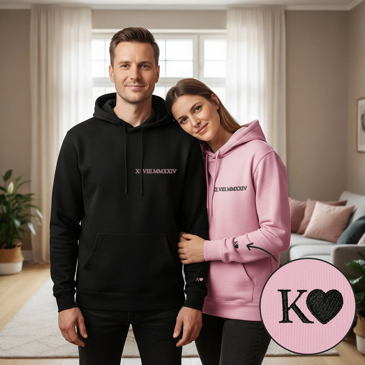 Personalisierte Partner-Hoodies mit Stick "Römische Zahlen"
