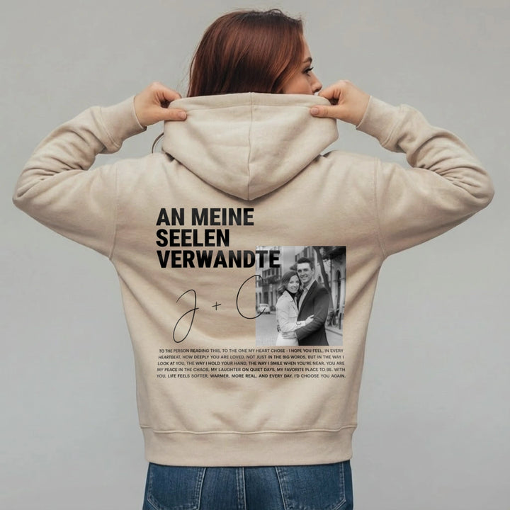 Personalisierter Hoodie "Heart Chosen"