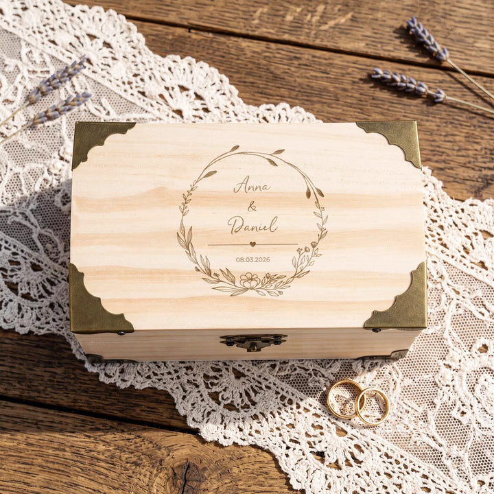 Personalisierte Schatztruhe "Hochzeit"
