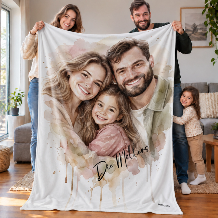 Personalisierte Decke „Familie Wasserfarben“ als Geschenk für die Familie: Familienfoto als Aquarell-Illustration mit Familienname, famwalls