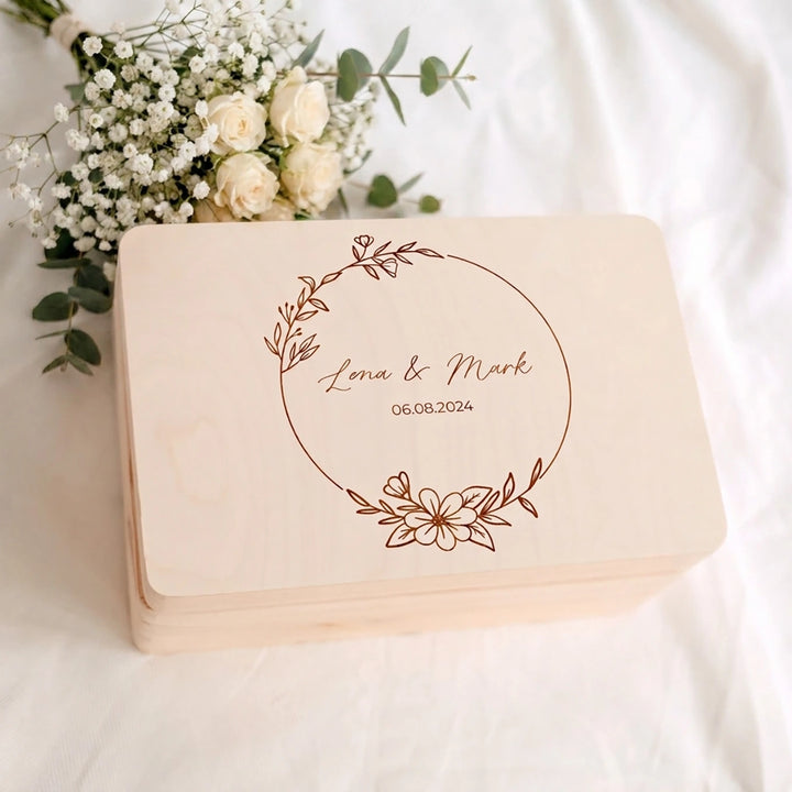 Personalisierte Erinnerungskiste "Hochzeit"