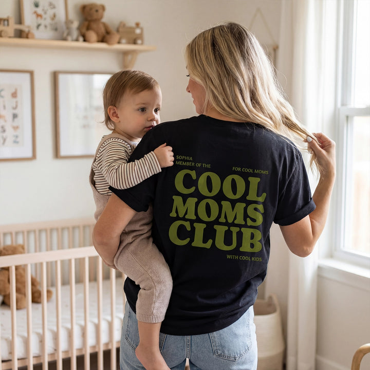 Personalisiertes T-Shirt "Cool Moms Club"