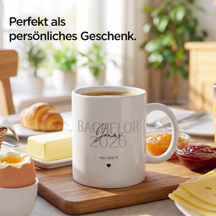 Personalisierte Tasse "Bachelor"
