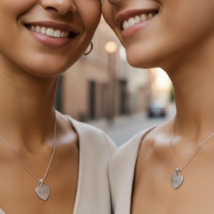 Personalisierte Herzkette mit Gravur “Besties”