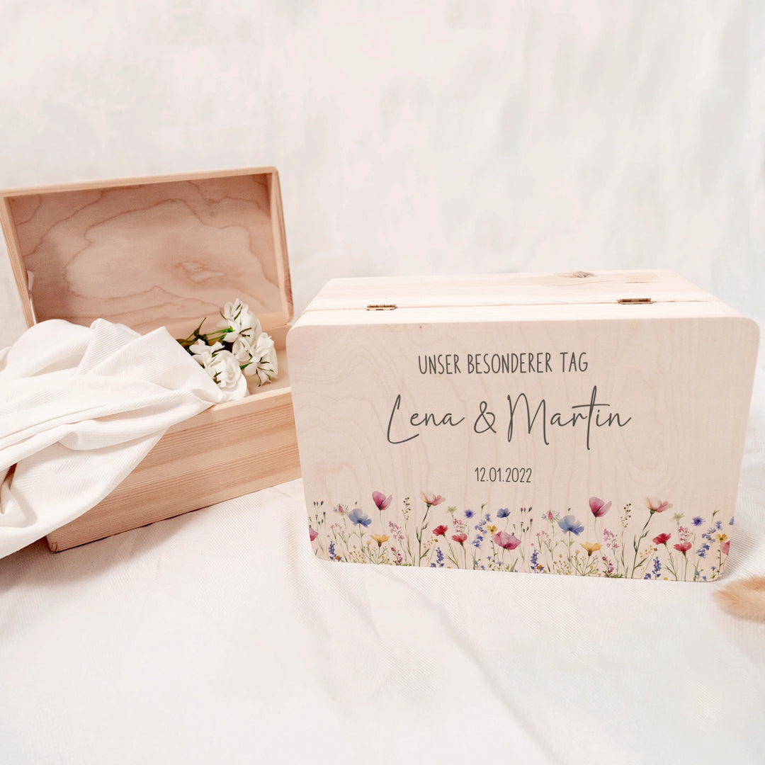 Personalisierte Erinnerungskiste Hochzeit "Blumen"