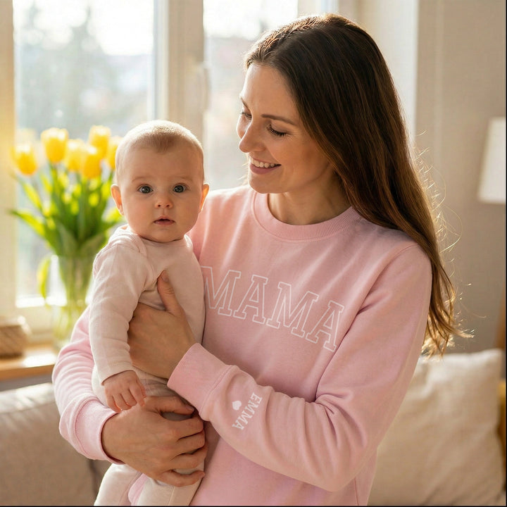 Personalisierter Sweater "MAMA" mit Ärmeldruck