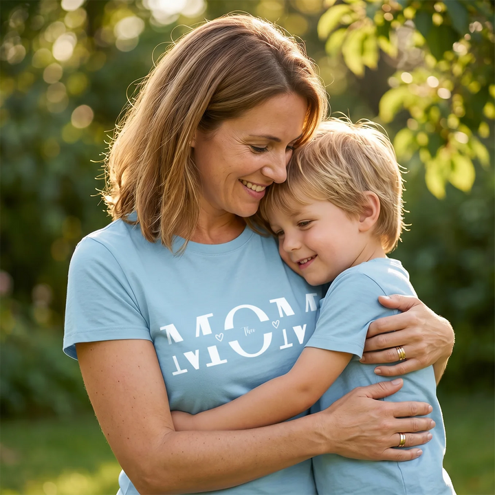 Personalisiertes T-Shirt "Mom"
