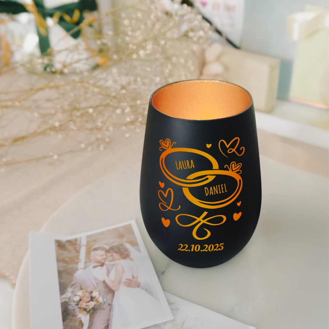 Personalisiertes Windlicht "Herzen/Ringe"