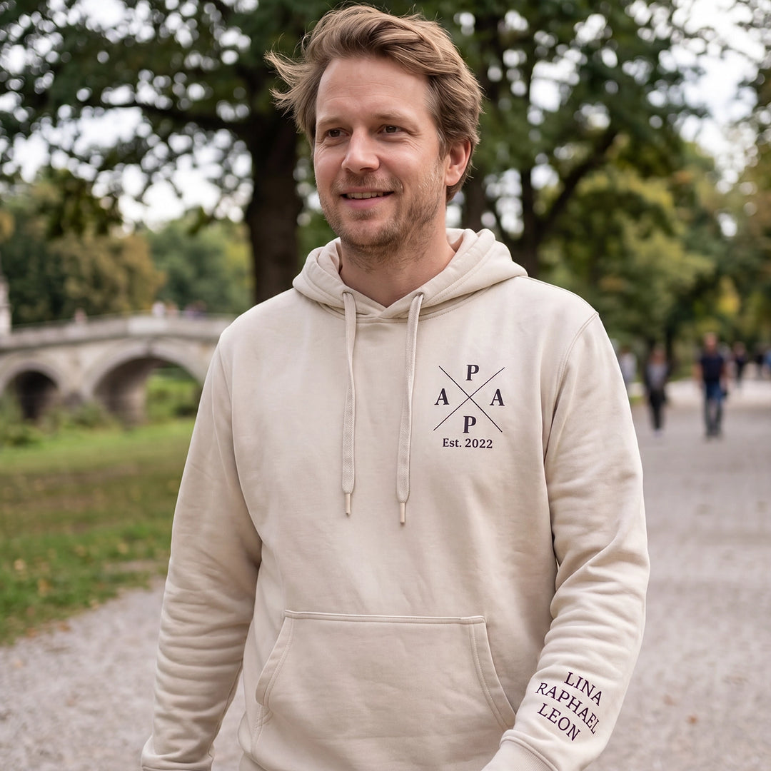 Personalisierter Hoodie "PAPA Cross" mit Ärmeldruck