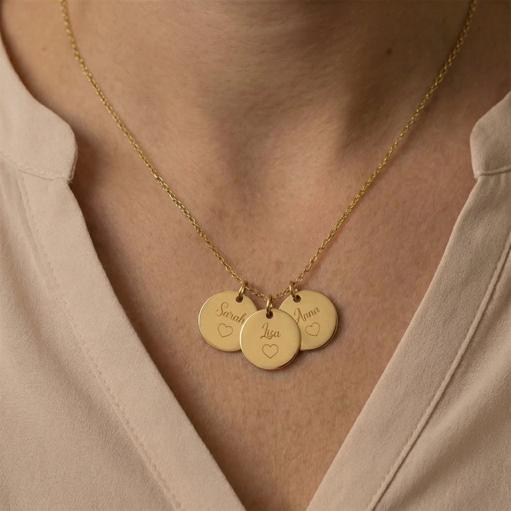 Personalisierte Halskette "Mama mit Namen"