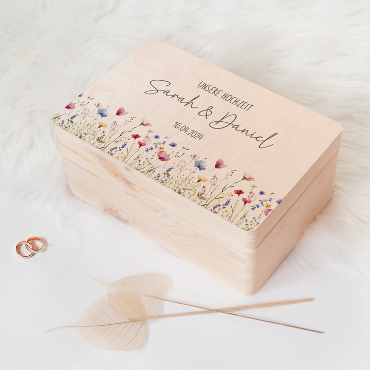 Personalisierte Erinnerungskiste Hochzeit "Blumen"