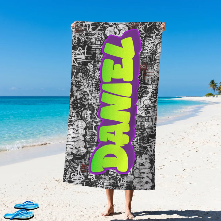 Personalisiertes Badehandtuch "Graffiti Name"