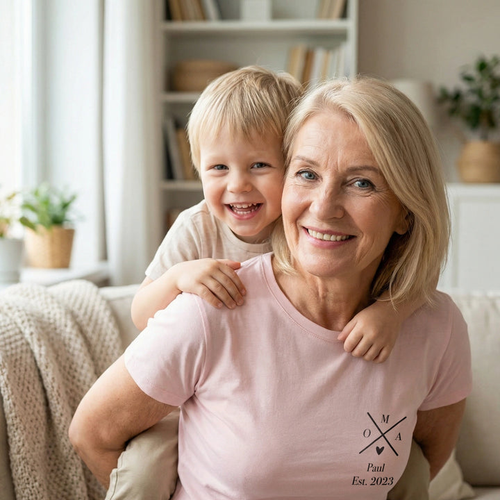 Personalisiertes T-Shirt "OMA"