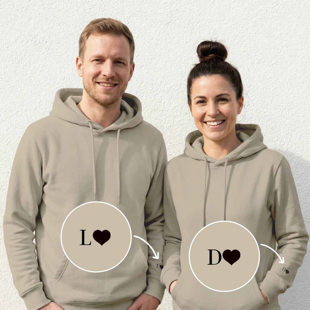 Personalisierte Partner-Hoodies "Herz & Initialen"