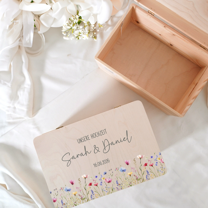 Personalisierte Erinnerungskiste Hochzeit "Blumen"