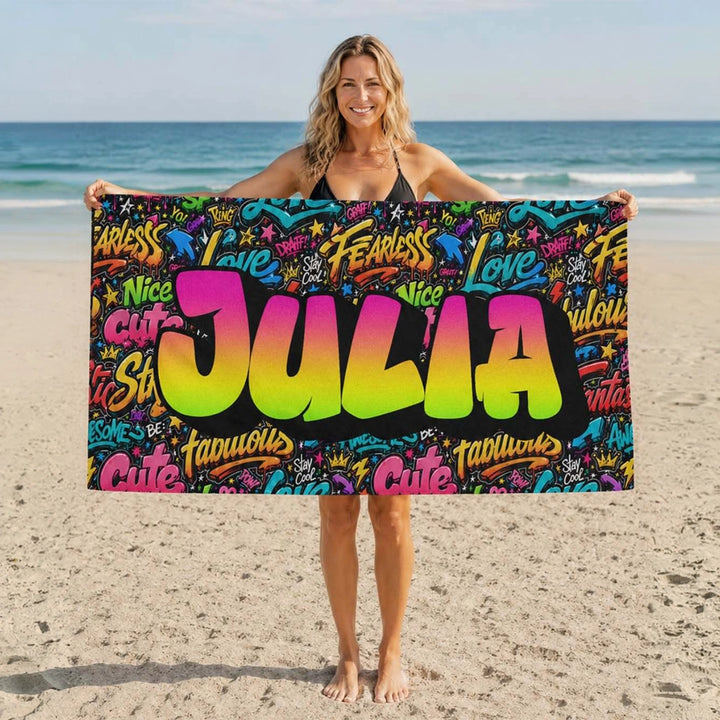 Personalisiertes Badehandtuch "Graffiti Name"