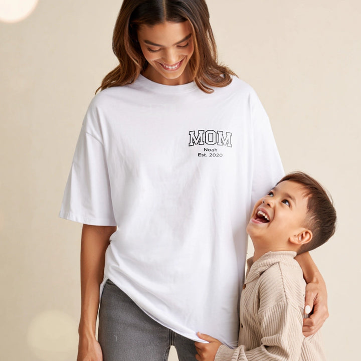 Personalisiertes Oversized T-Shirt "Mom"