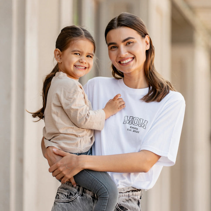 Personalisiertes Oversized T-Shirt "Mom"
