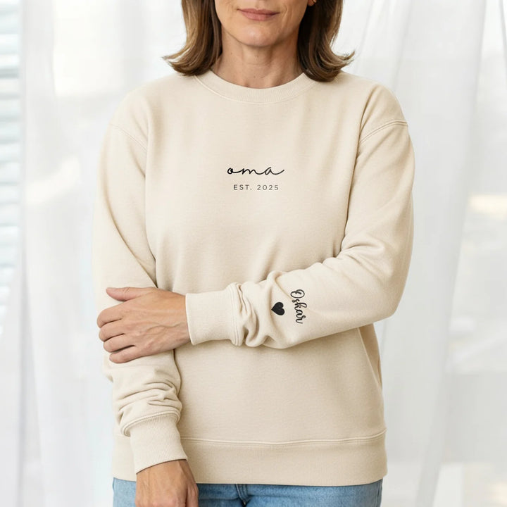 Personalisierter Sweater mit Namen "Oma"