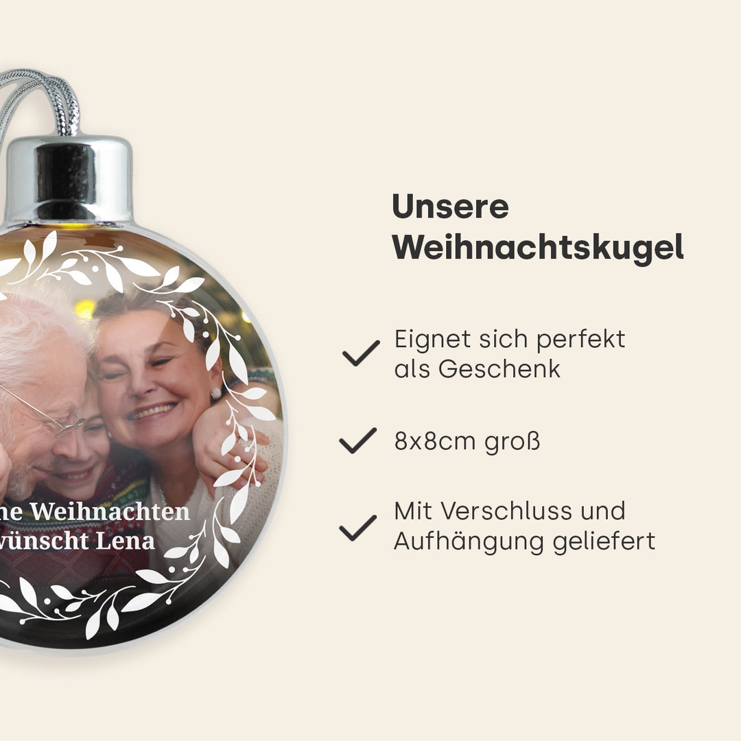 Personalisierte Christbaumkugel "Kranz"