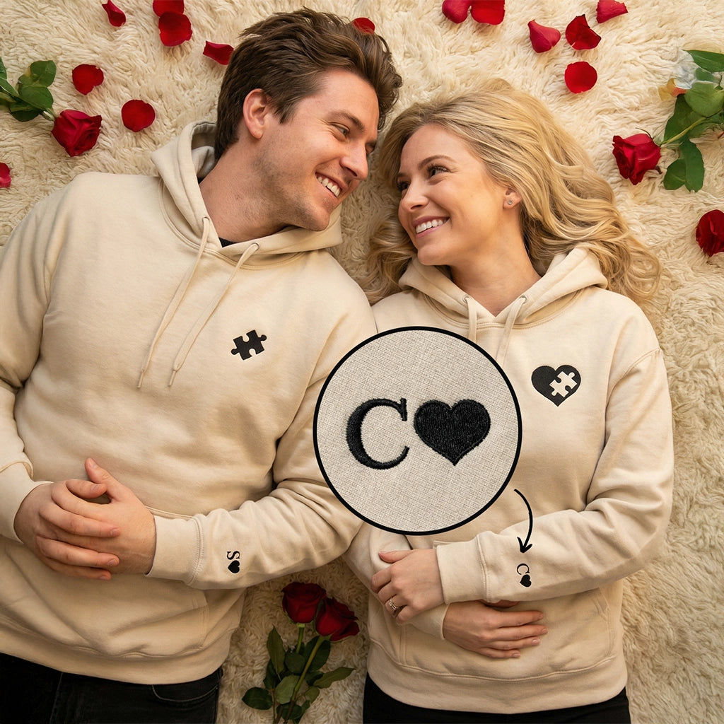 Personalisierte Partnerlook Hoodies mit Stick "Puzzlestück"