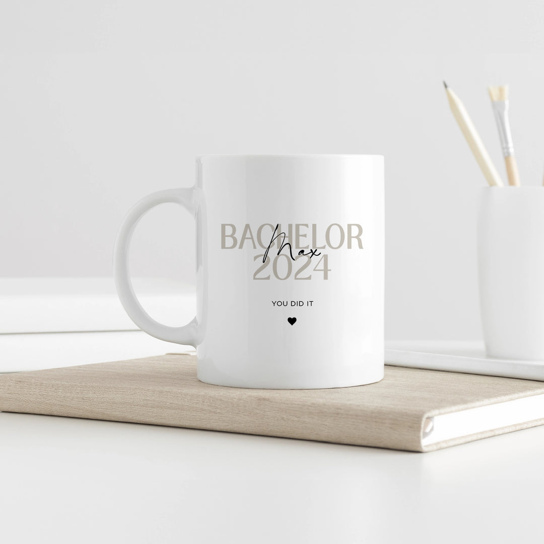 Personalisierte Tasse "Bachelor" famwalls