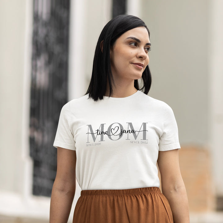 Personalisiertes T-Shirt "Mom" famwalls