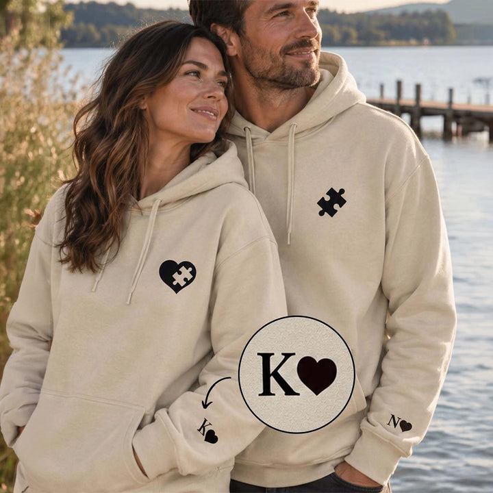 Personalisierte Partnerlook Hoodies "Puzzlestück" (mit Ärmeldruck) - famwalls