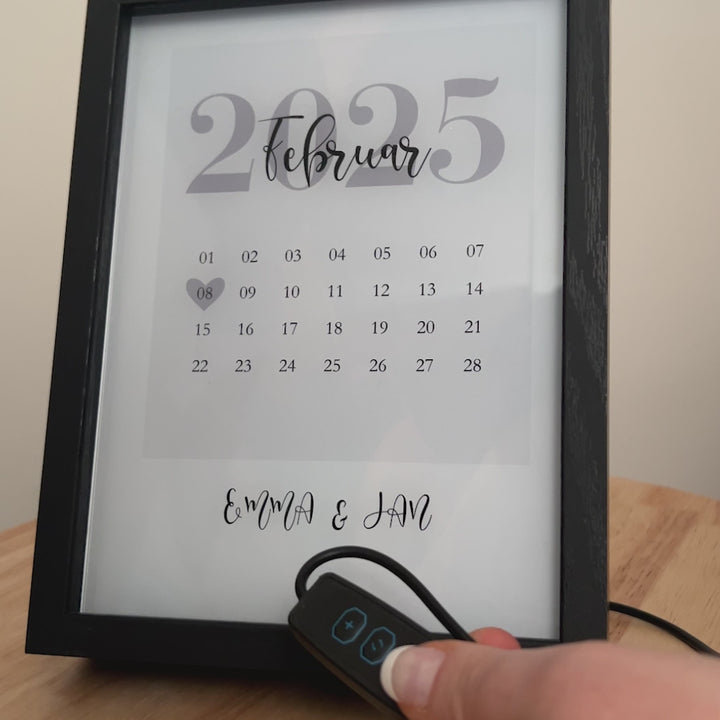 LED Bilderrahmen mit personalisiertem Bild "Our Special Date"